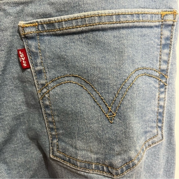 Levi’s Wedgie Skinny Distressed Light Wash Jeans 28 - Picture 6 of 15